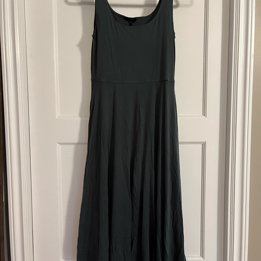 Quince Green Sleeveless Dress - Picture 3 of 4